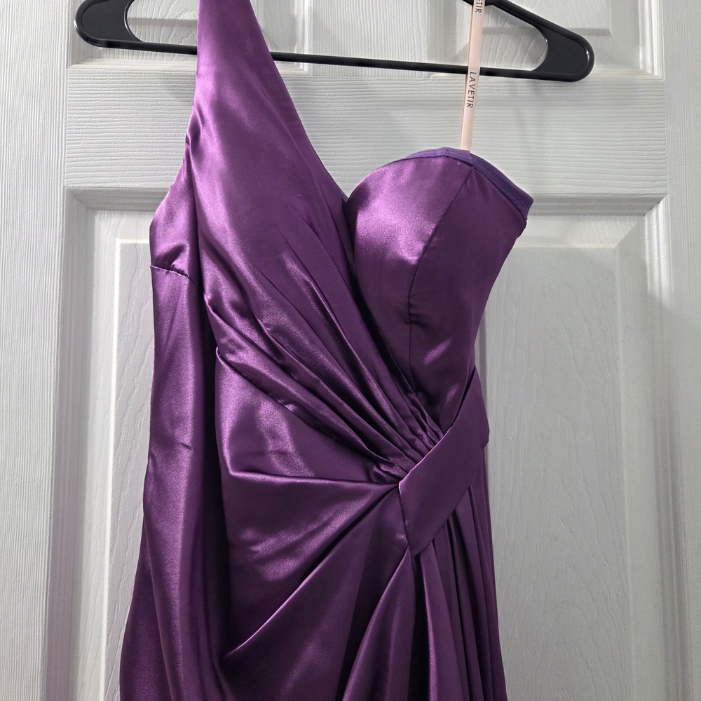 Elegant One Shoulder Satin Dress in Deep Purple - Picture 4 of 12
